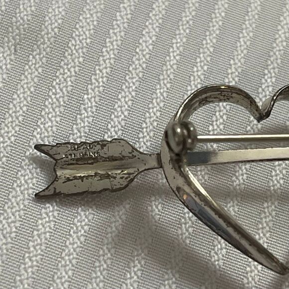 VTG BEAU Sterling Silver Heart & Arrow Pin 925 Signed - Picture 4 of 5